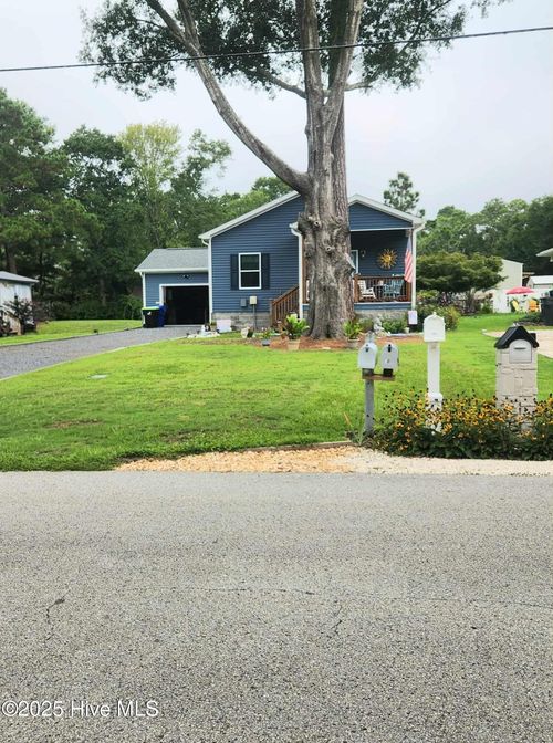 505 Magnolia Dr, Sunset Beach, NC, 28468-4249 | Card Image