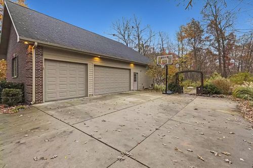 37 Conservation Ct, La Salle, IL, 61301-9649 | Card Image