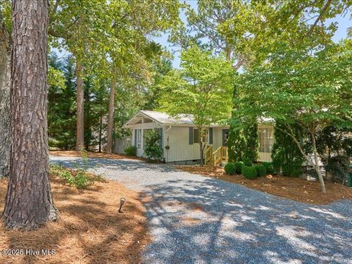 2670 Longleaf Dr Sw, Pinehurst, NC, 28374-8379 | Card Image