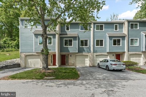 402-402 S Point Dr, CHADDS FORD, PA, 19317-9736 | Card Image