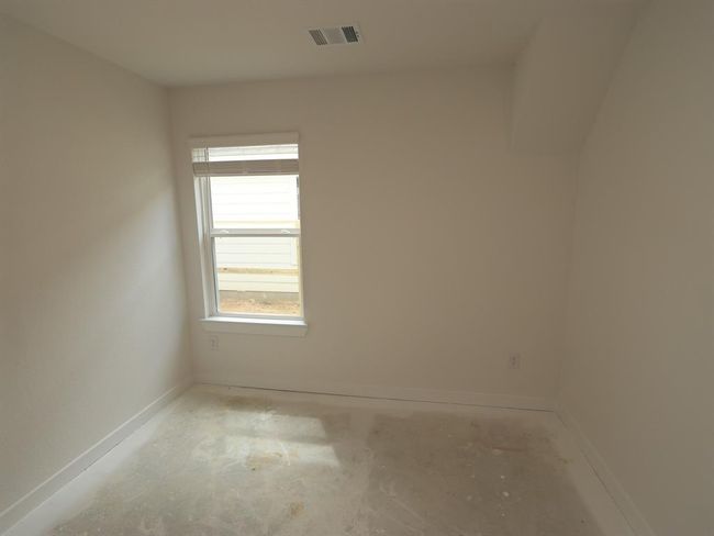1759 W Stroker Rd, House other with 3 bedrooms, 2 bathrooms and 2 parking in Crosby TX | Image 10
