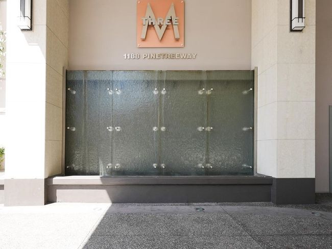 Doorway to property | Image 14