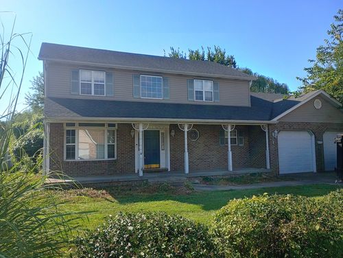 102 Brittany Dr, Fairview Heights, IL, 62208-2646 | Card Image