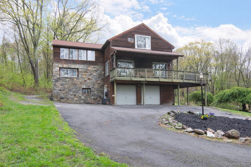 16 Oskar Drive, Carmel, NY, 10541 | Card Image