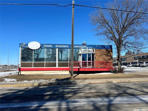 street-2002 100th St, North Battleford, SK, S9A0X5 | Card Image