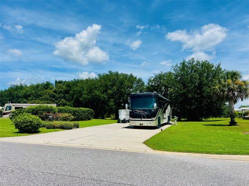 4605 Se 94th Ave, WEBSTER, FL, 33597-4588 | Card Image