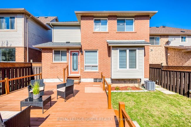 2390 Orchard Rd, House other with 3 bedrooms, 3 bathrooms and 1 parking in Burlington ON | Image 40