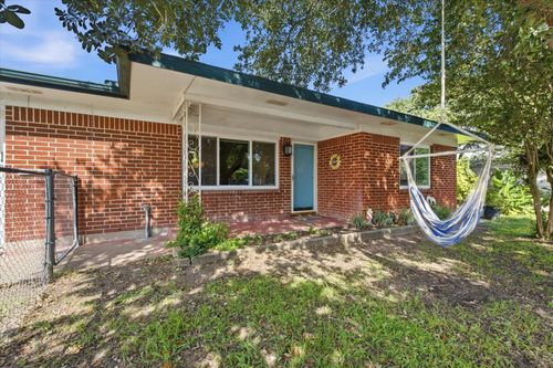 1918 51st St, Galveston, TX, 77551-5229 | Card Image