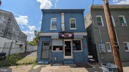 611 Martin Luther King Jr Blvd, Trenton, NJ, 08618-3721 | Card Image