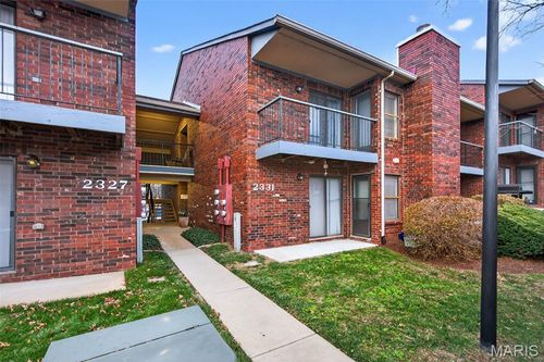 e-2331 Kratky Rd, Saint Louis, MO, 63114-1789 | Card Image