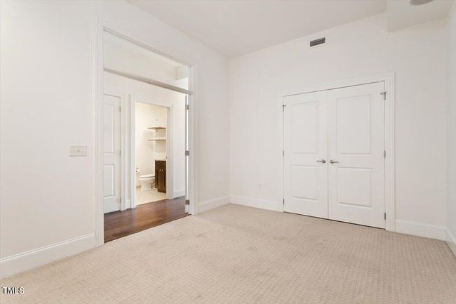 26-400 N West St [2303712]_26 | Image 11