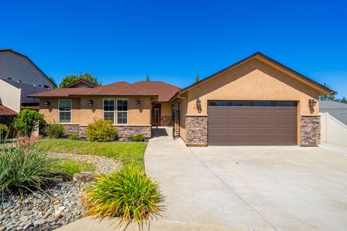 4461 Risstay Way, Shasta Lake, CA, 96019-2352 | Card Image