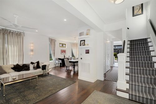 43 Rossmore Ave, Bronxville, NY, 10708-5615 | Card Image