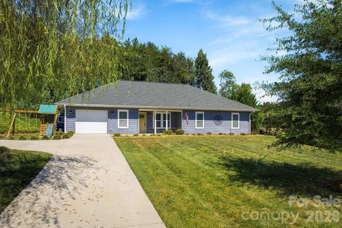 329 Springwood Dr Ne, Valdese, NC, 28690-8710 | Card Image