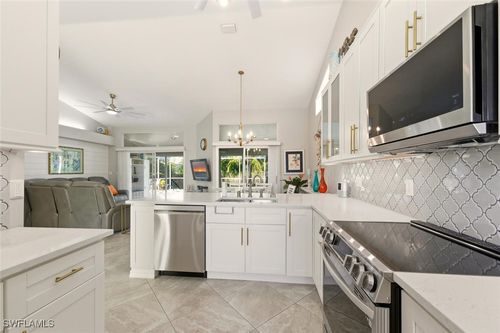 912 Belville Blvd, NAPLES, FL, 34104-7883 | Card Image