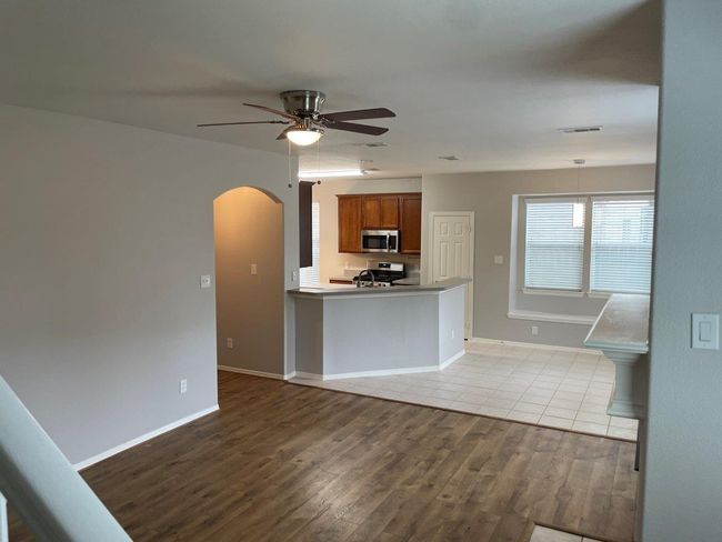 827 Chase View Dr, House other with 4 bedrooms, 3 bathrooms and 2 parking in Bacliff TX | Image 5