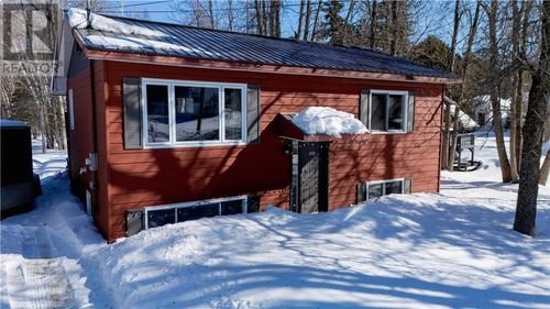12c Gore St, Gore Bay, ON, P0P1H0 | Card Image