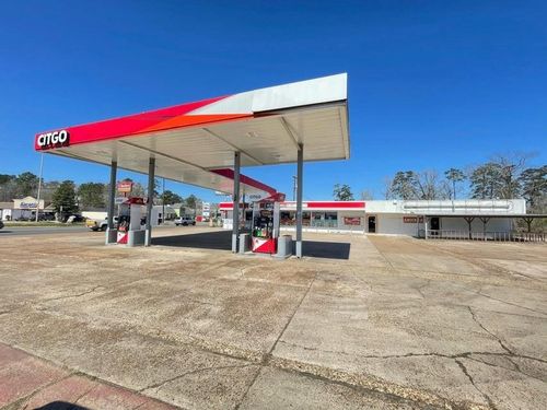 1701 S 5th St, Leesville, LA, 71446-5305 | Card Image