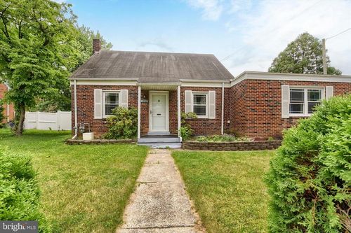 1933 Princeton Ave, CAMP HILL, PA, 17011-5441 | Card Image