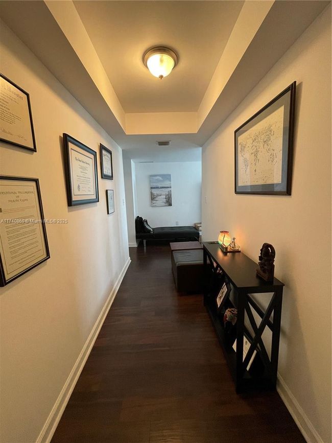 APT-501 - 140 S Dixie Hwy, Condo with 3 bedrooms, 2 bathrooms and null parking in Hollywood FL | Image 6