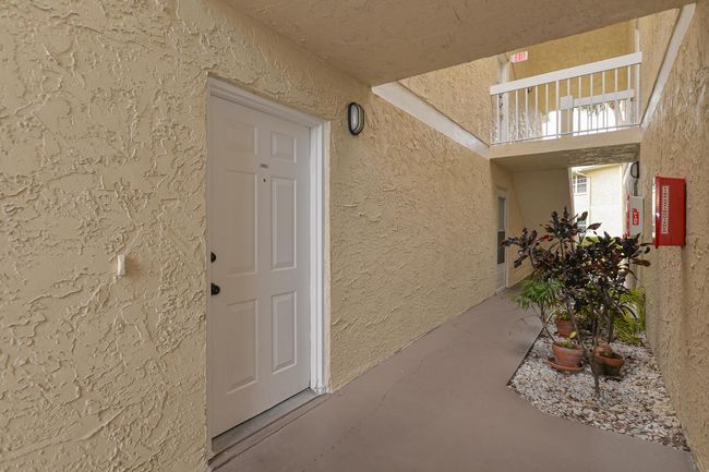 103 - 1540 Se Royal Green Cir, Condo with 2 bedrooms, 2 bathrooms and null parking in Port St. Lucie FL | Image 26