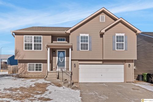 19522 X St, Omaha, NE, 68135-4217 | Card Image