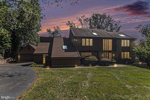 48 Partridge Ln, GLEN MILLS, PA, 19342-1228 | Card Image