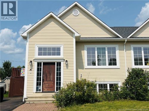 50 Ashley Cres, Fredericton, NB, E3A9J2 | Card Image