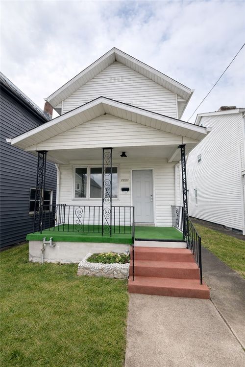 1631 3rd Ave, Arnold, PA, 15068-4509 | Card Image