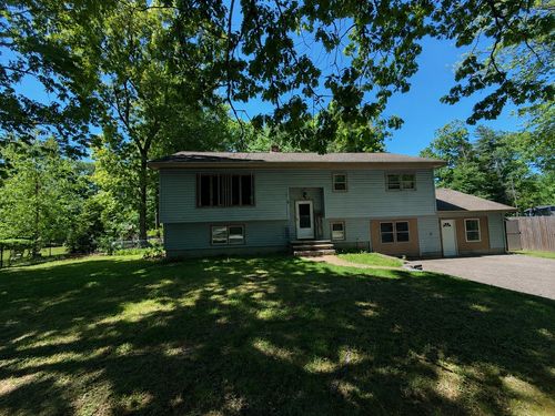 8 Lamson Dr, Merrimack, NH, 03054-4526 | Card Image