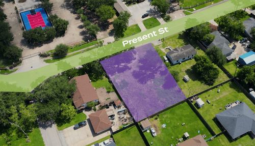 306 Present St, Stafford, TX, 77477-6211 | Card Image