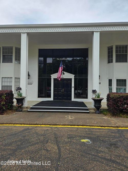 apt-b12-5025 Wayneland Dr, Jackson, MS, 39211-4456 | Card Image