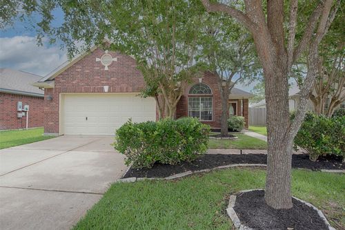 2725 Hidden Landing Dr, Pearland, TX, 77584-8788 | Card Image