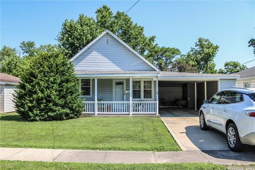3104 Marion Ave, Mattoon, IL, 61938-4820 | Card Image