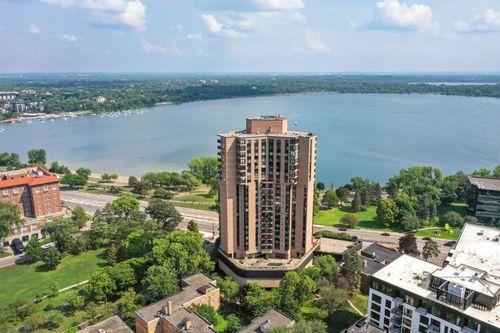 apt-2401-2950 Dean Pkwy, Minneapolis, MN, 55416-4496 | Card Image