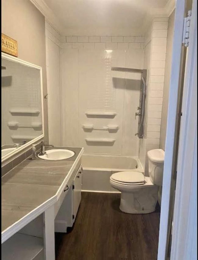 3124 30 Th St, House other with 3 bedrooms, 2 bathrooms and null parking in Port Arthur TX | Image 6