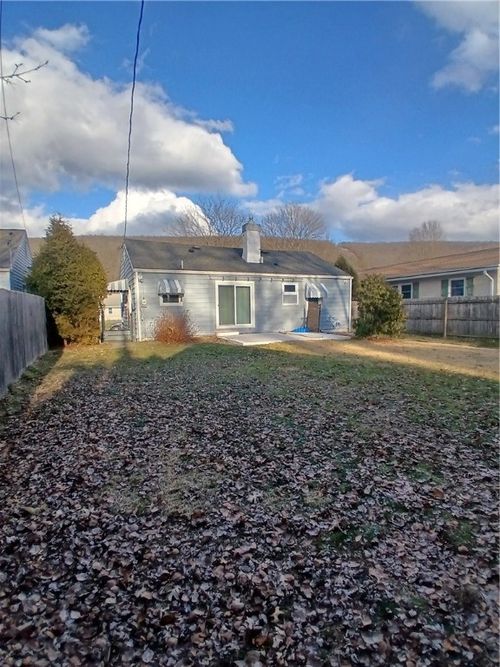 19 Wilson St, Corning, NY, 14830-2037 | Card Image