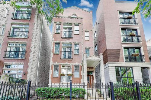 apt-1-917 W Altgeld St, Chicago, IL, 60614-0087 | Card Image