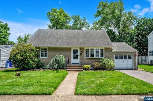 43 Barnert Ave, Totowa, NJ, 07512-1627 | Card Image