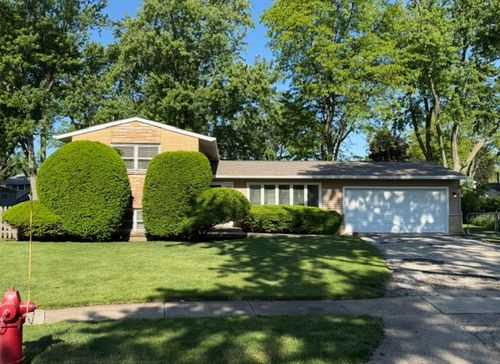 5 Mohawk Court, Buffalo Grove, IL, 60089 | Card Image