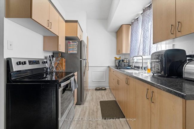 13 Church St, House other with 7 bedrooms, 4 bathrooms and 4 parking in Stirling ON | Image 7