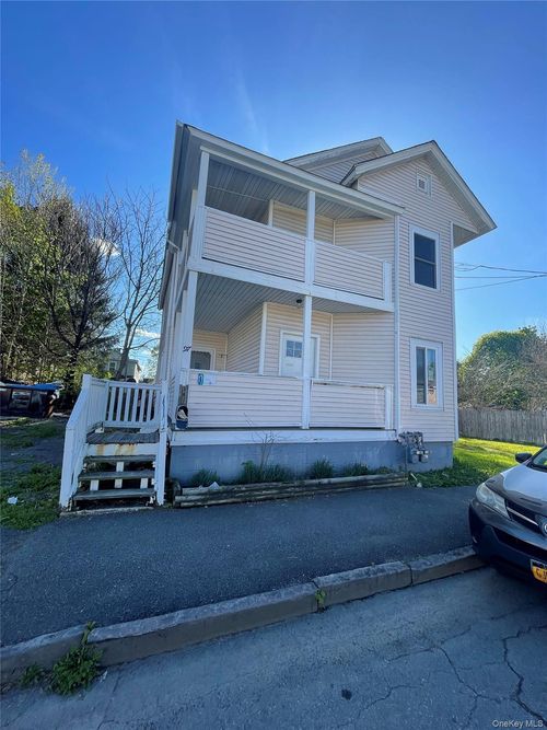 97 Hammond St, Port Jervis, NY, 12771-2512 | Card Image