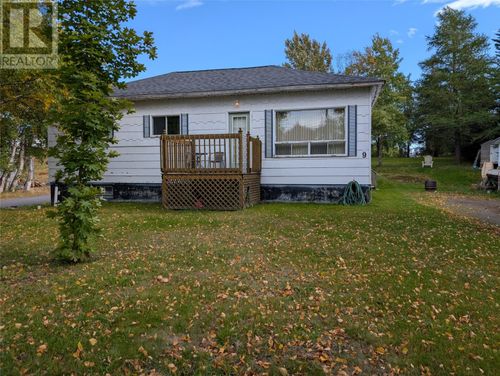 9 Ash St, Springdale, NL, A0J1T0 | Card Image