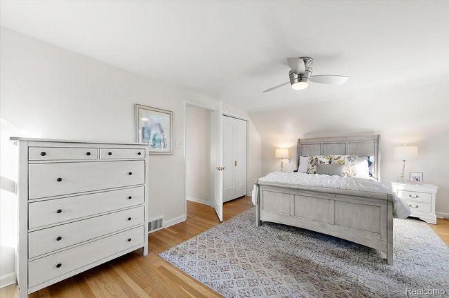 Second Floor Primary with walk in closet | Image 25