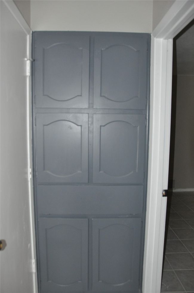 Pantry | Image 14