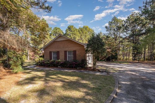 9 Highland Drive, Whispering Pines, NC, 28327 | Card Image