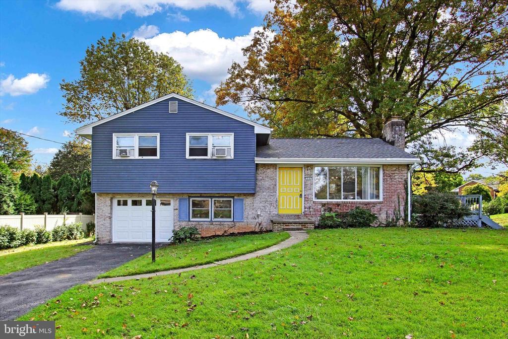 Garland Dr, Carlisle, PA 17013