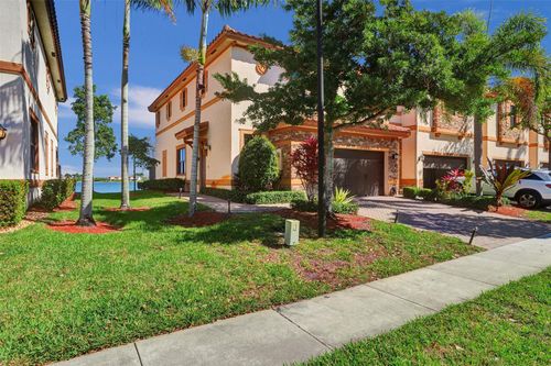 9579-9579 Town Parc Cir N, Parkland, FL, 33076-3875 | Card Image