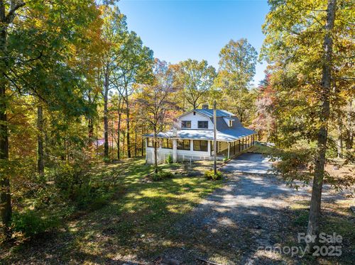 15 Wilson Way, Flat Rock, NC, 28731-7729 | Card Image