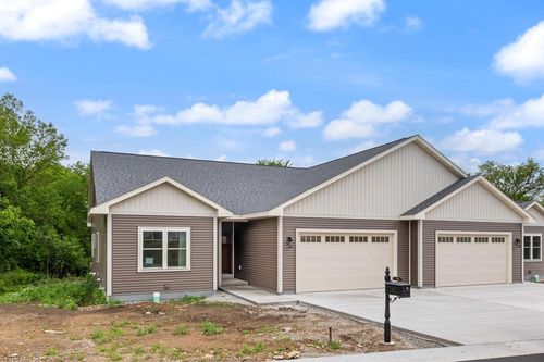 742 Kensington Dr, Ripon, WI, 54971-9150 | Card Image